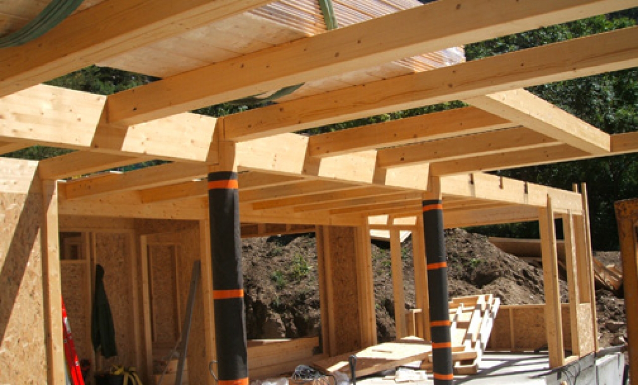 Structure